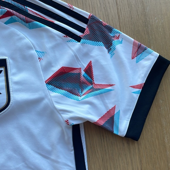Japan Adidas Soccer Jersey - Picture 4 of 11